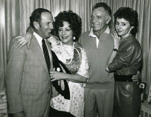 Elizabeth Taylor, Richard Burton 1983 NYC.jpg